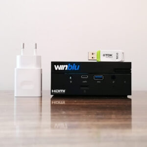Winblu Easy (Easy 62 10TH) - Confronto con Pennetta USB e caricatore USB